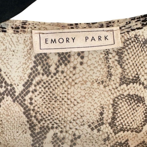 EMORY PARK snake skin print semi sheer short sleeve open front kimono FREE SIZE - Picture 4 of 5